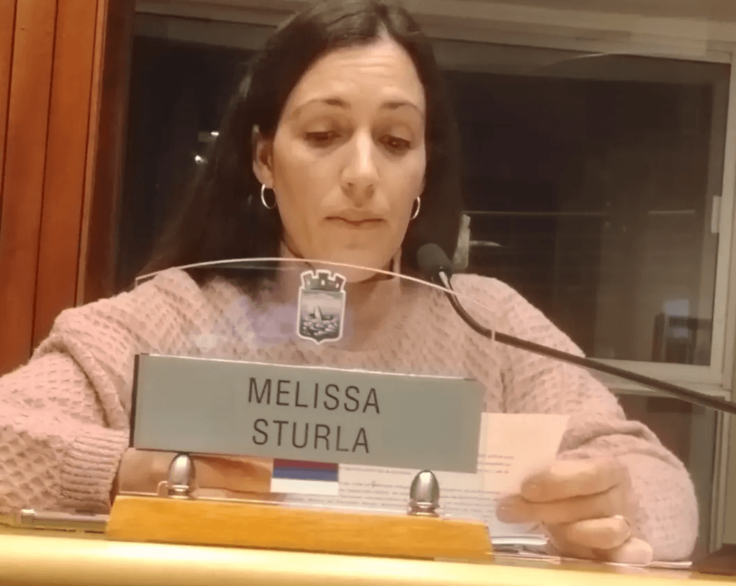 Edila Melissa Sturla expuso sobre la situación de calle en Maldonado en la Junta Departamental